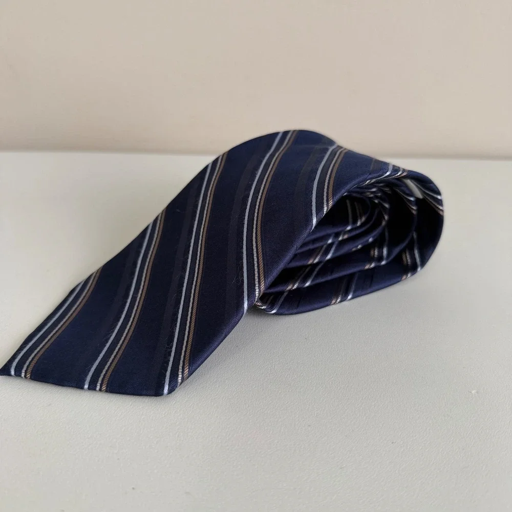 Calvin Klein Mens Navy Blue Striped 100% Silk Necktie Classic Business Tie